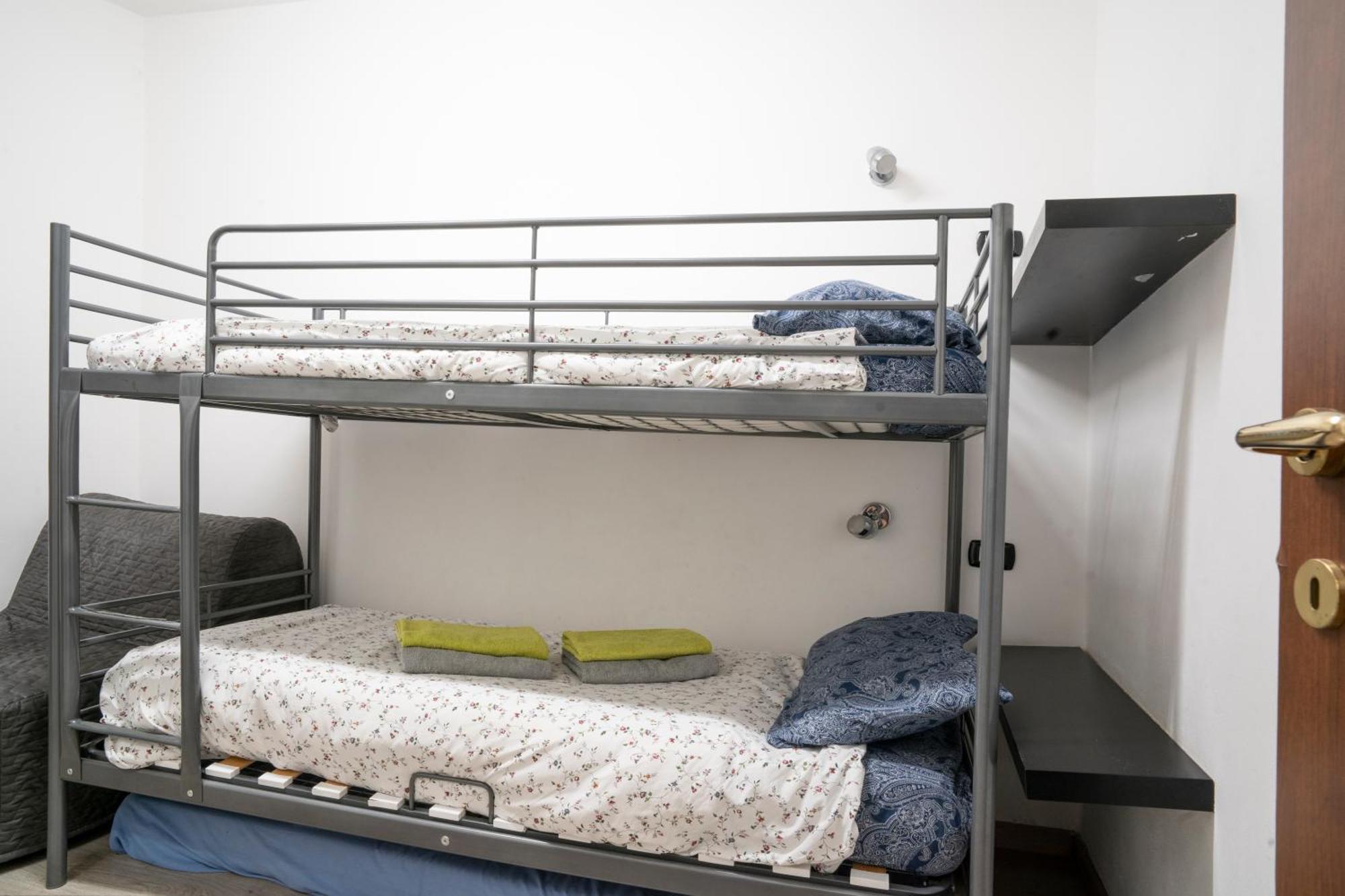 Houseingenoacenter Parking 아파트 외부 사진